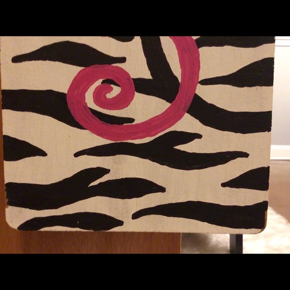 Particle Board Hanging Room Decoration - Picture 3 of 4